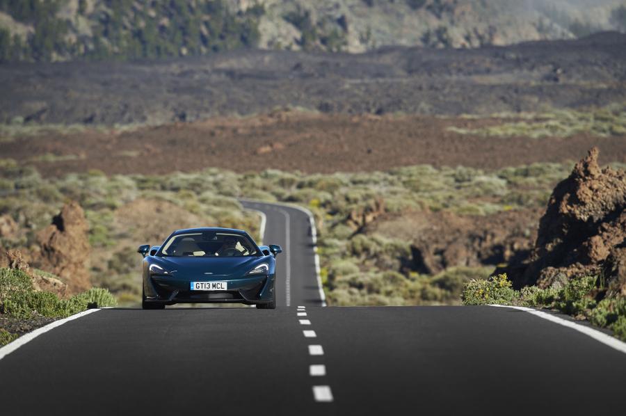  McLaren 570GT 2016 года  (UK) (фото 45 из 125)